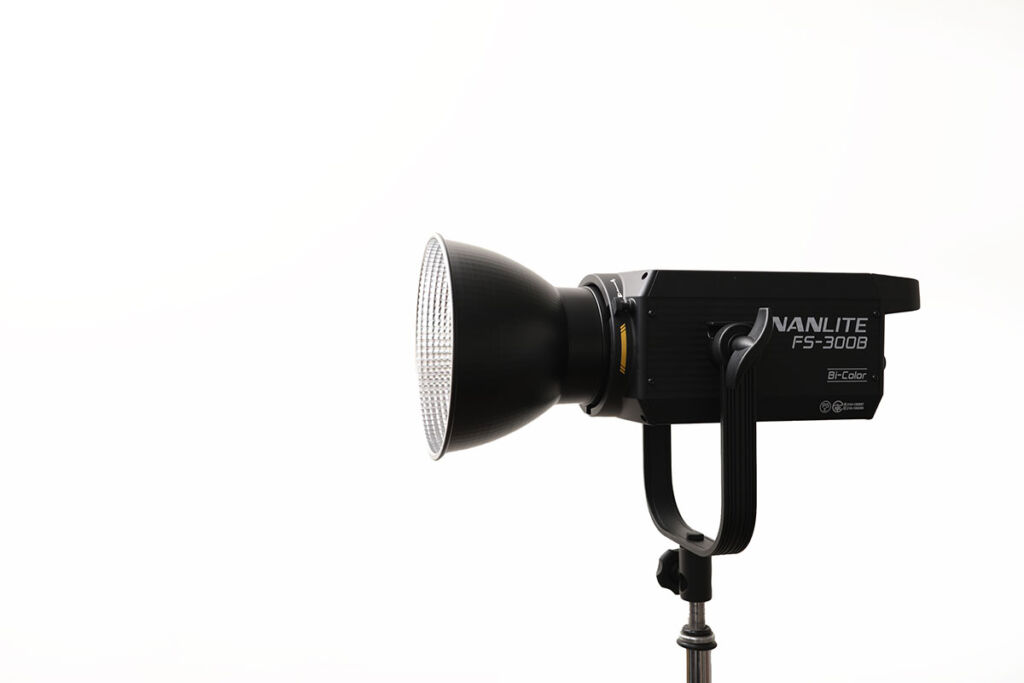 ◇10/19◇ 新規レンタル機材一覧 ー NANLITE FS-300B