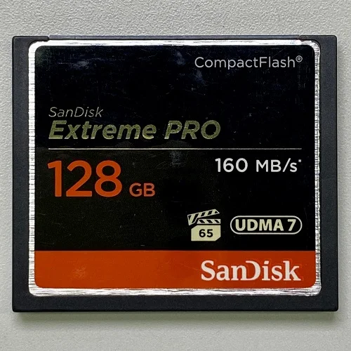 Sandisk CFカード128GB (ExtremePro) *4K対応 – LIGHT UP RENTAL