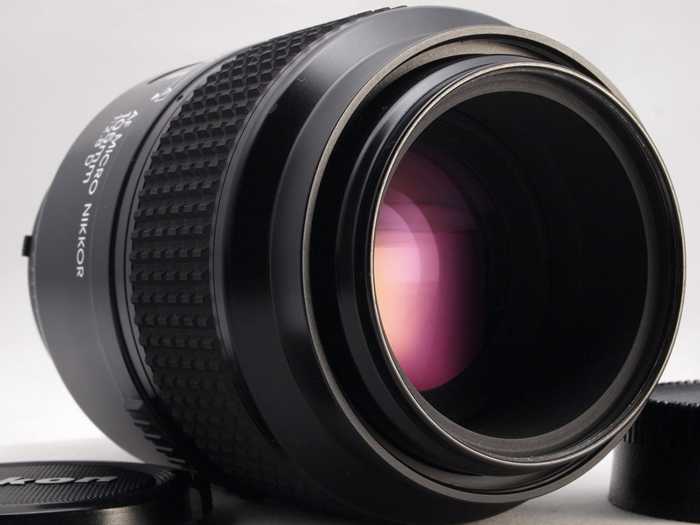 Nikon AF Micro 105mm F2.8/D