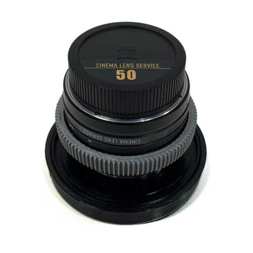 Cosina/Zeiss 50mm F1.4 (EF) ギア付き