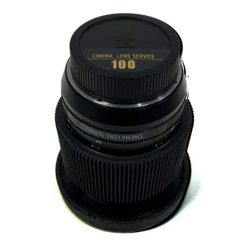 Cosina/Zeiss 100mm F2 Macro (EF) ギア付き