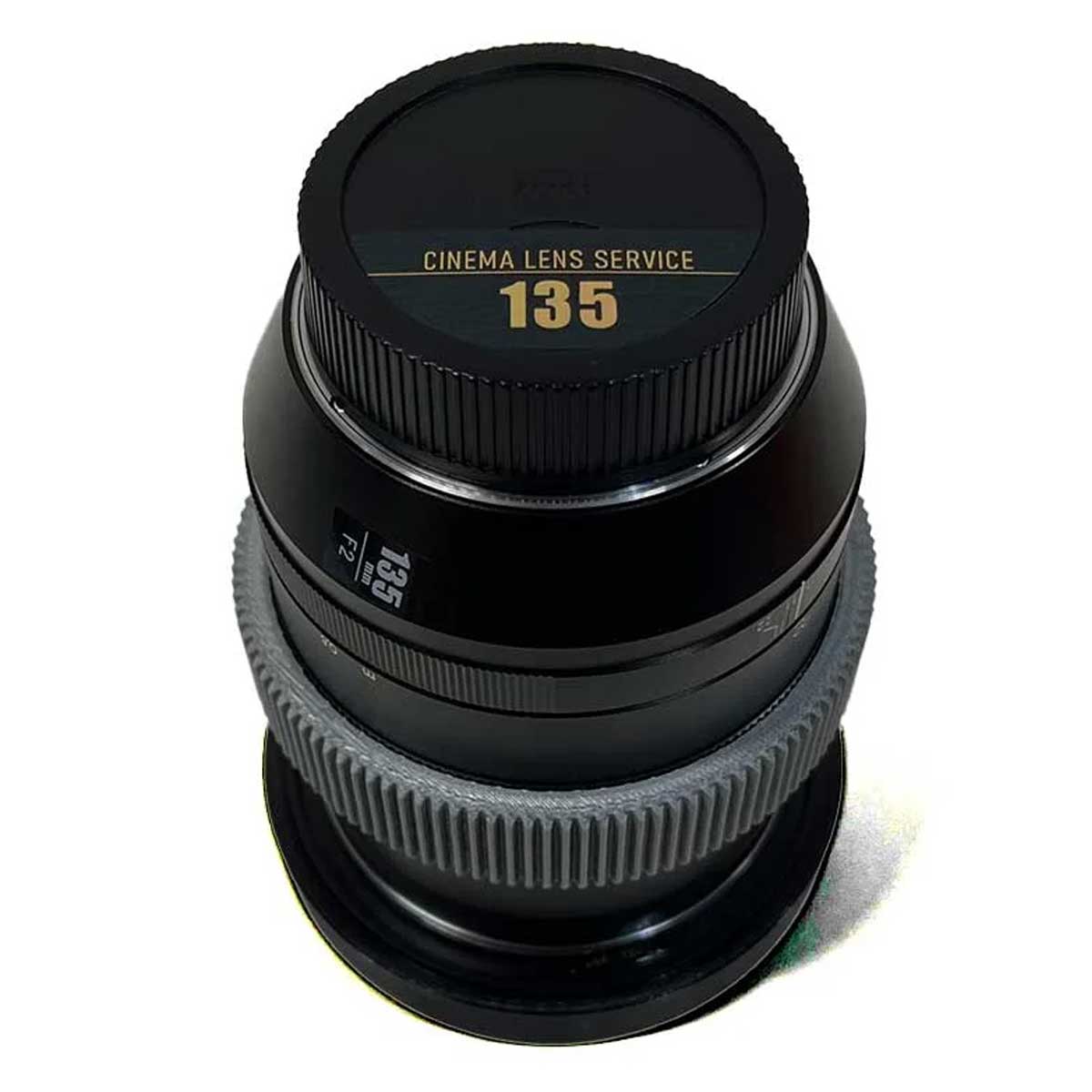 Cosina/Zeiss 135mm F2 (EF) ギア付き Cosina/Zeiss 135mm F2 (EF) ギア付き