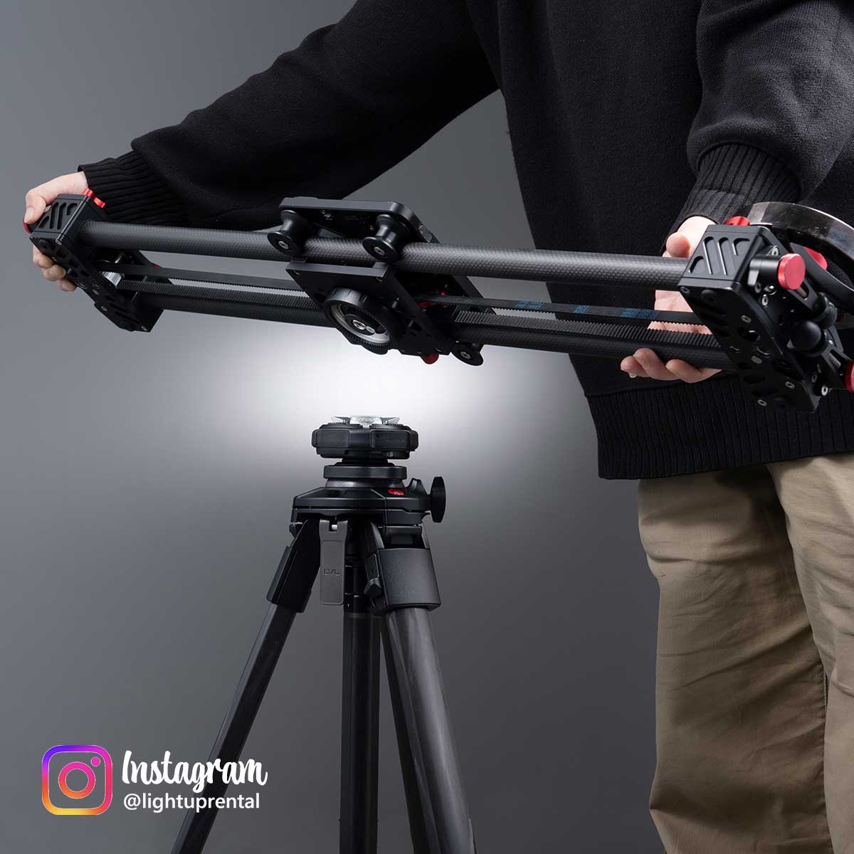 Manfrotto ONE カーボン三脚 500X フルード雲台キット Manfrotto ONE カーボン三脚 500X フルード雲台キット